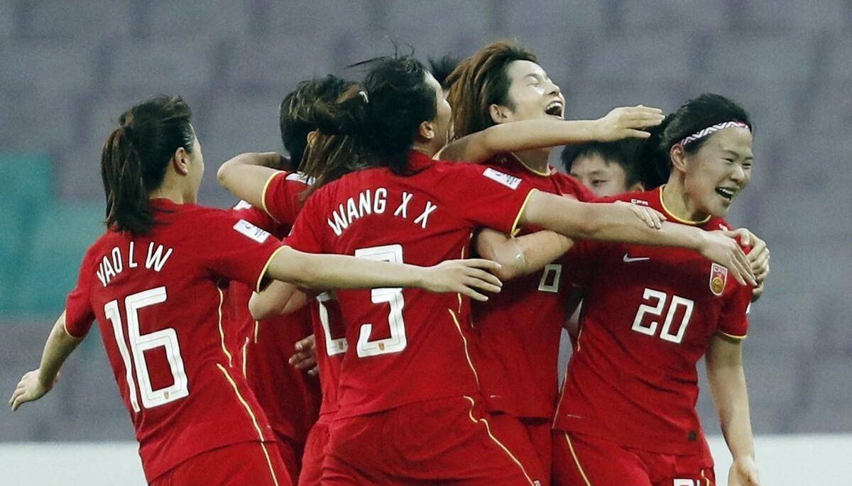 女足比赛赛果揭晓，球员斗志昂扬